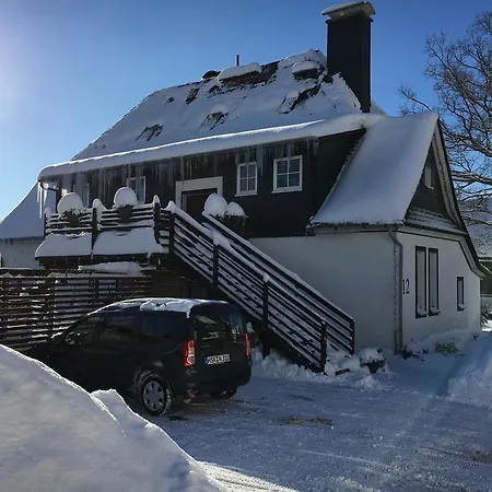 公寓 Dorfschule Mollseifen *